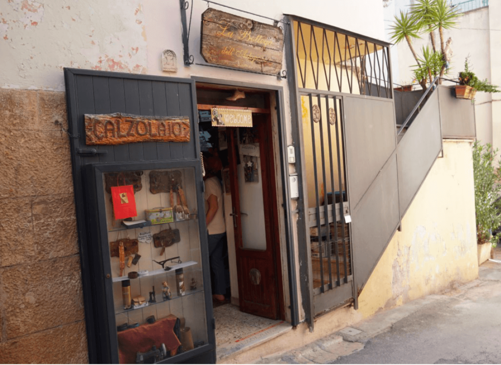 calzolaio esterno