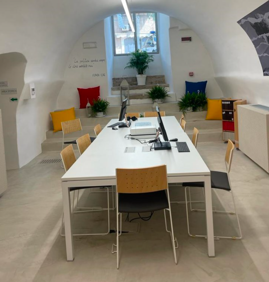 biblioteca palo del colle interni